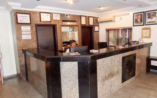 Manyxville Hotel & Suites