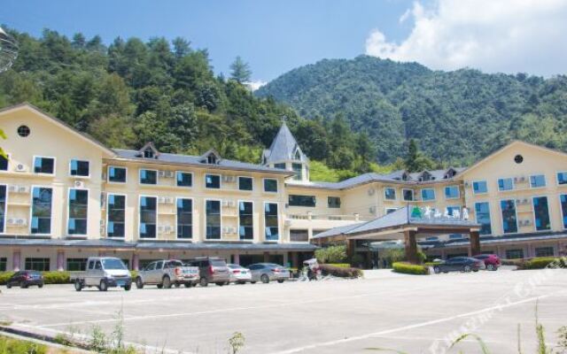Mangshan Hotel – Outside – Chenzhou