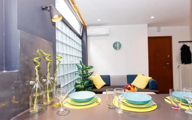2 bedroom design apartment in Athens center
