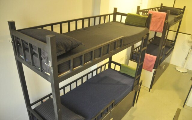 The MIDTOWN Hostel