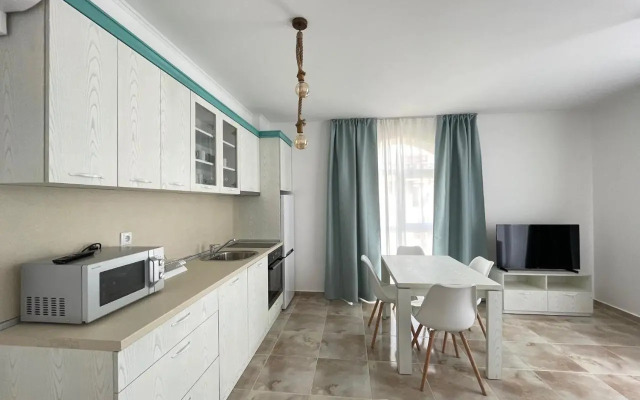 Aparthotel Izida Palace