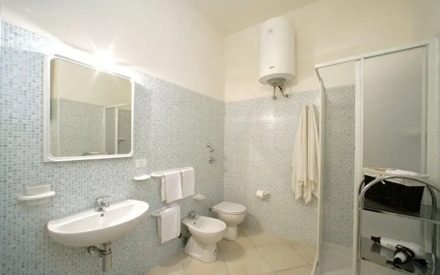 Flavica Home Holiday