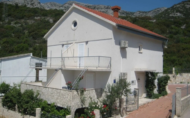 Vida With Garden - SA4 - Studio Mandula