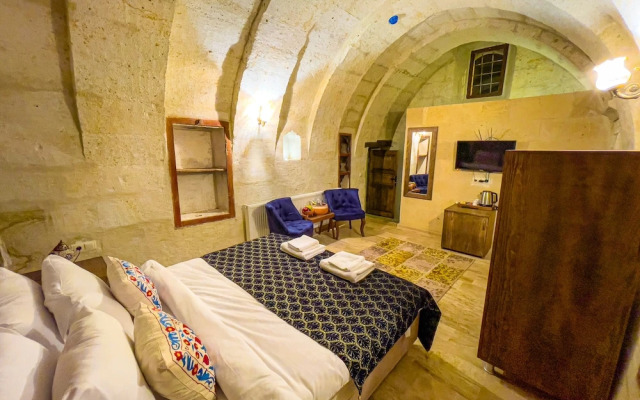 Heritage Cave Suites