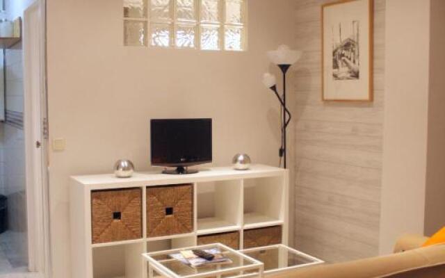 Fantastico Estudio En Centro Ciudad - Conde de Ibarra 11/13-