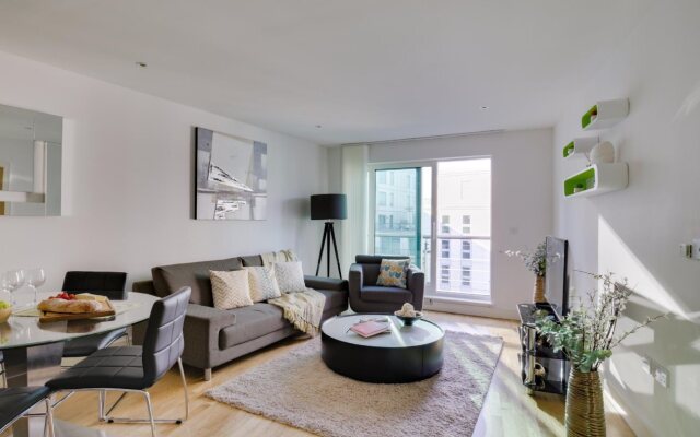 St George Wharf Apartments