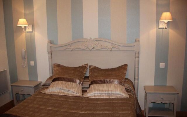 Hôtel la Tour Perrier