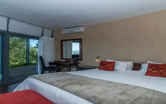 Sirius Lodge
