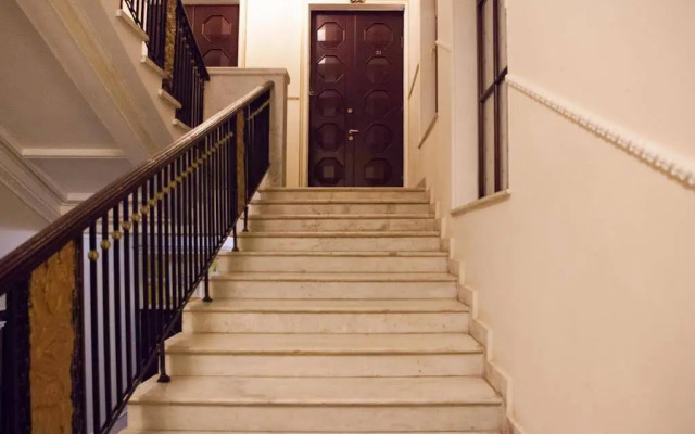 Oh So Indie House Hostel