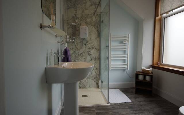 Kinruve Guest House
