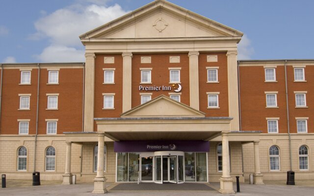 Premier Inn Manchester Trafford Centre West