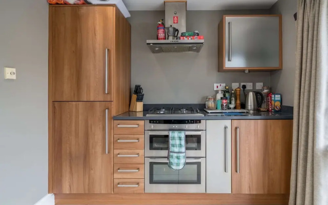 Modern flat near Battersea Park