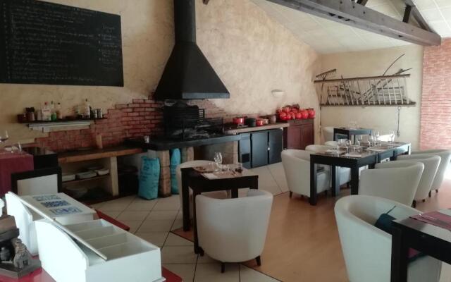 Logis Hôtel La Vieille Auberge du Soubestre