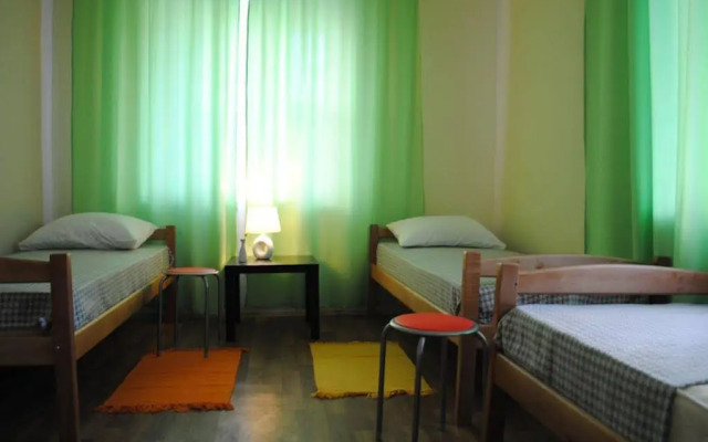Domino Hostel