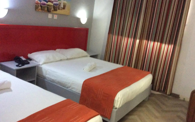 Le Champ de Mars B&B