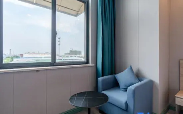 Qingnian Boutique Hotel（FeiDong longtang shuilishuidian dian）