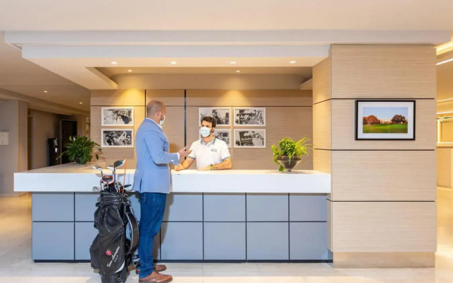 Aparthotel PYR Fuengirola