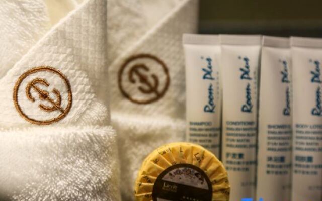 Changshuo Impression Hotel (Anji Wanxiang World Shopping Plaza)