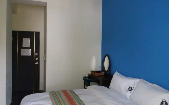 Bear Station Smart Stay