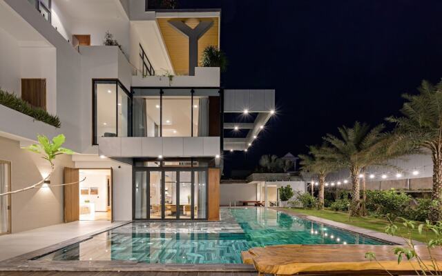 Glamorous getaway VILLA in Bien Hoa