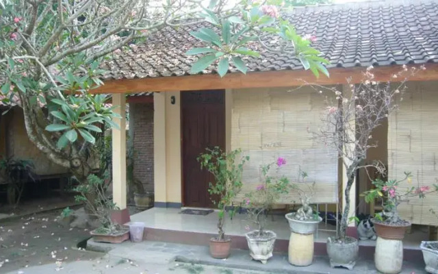 Batulayar Bungalows