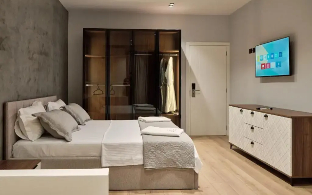 Montflux Hotel