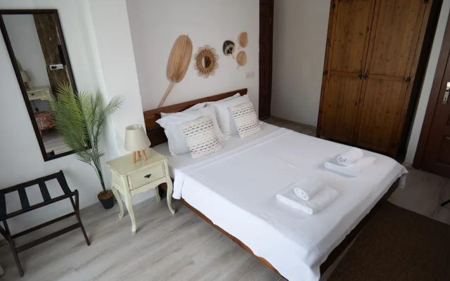 Pupa Alacati Butik Otel