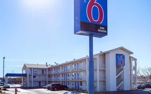 Motel 6 Jackson, MS