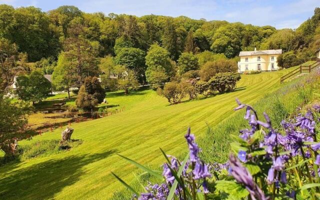Rosecraddoc Manor Self Catering Holidays