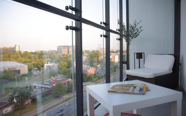 Bliska Wola Expo Central Apartment
