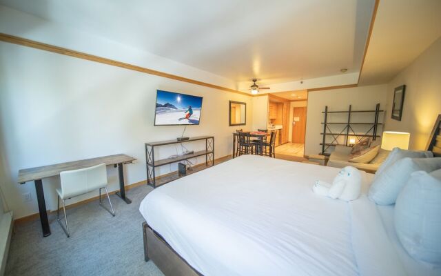Slopeside 2753a