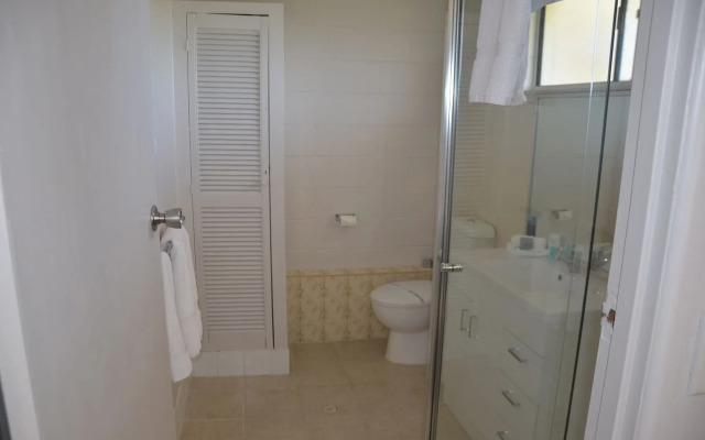 Puffers Inn Logan Motel