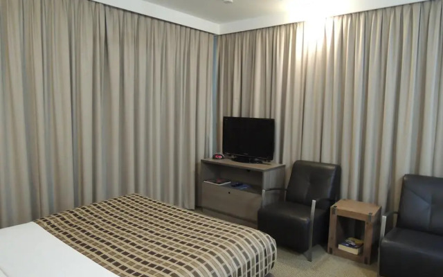Reef Palms Motel