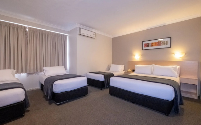 Maclin Lodge Motel