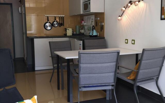 БонАпарт на улице Нижняя