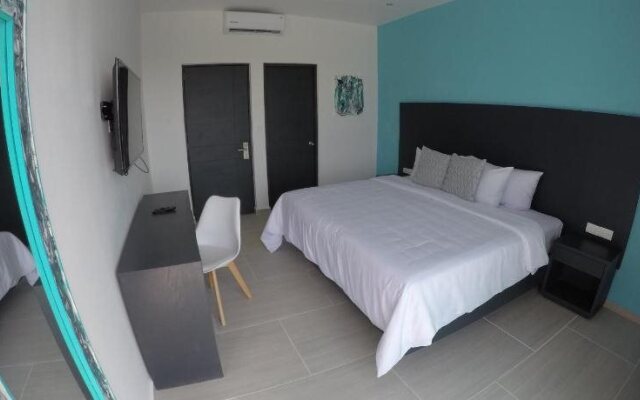 We Express Hotel Playa del Carmen