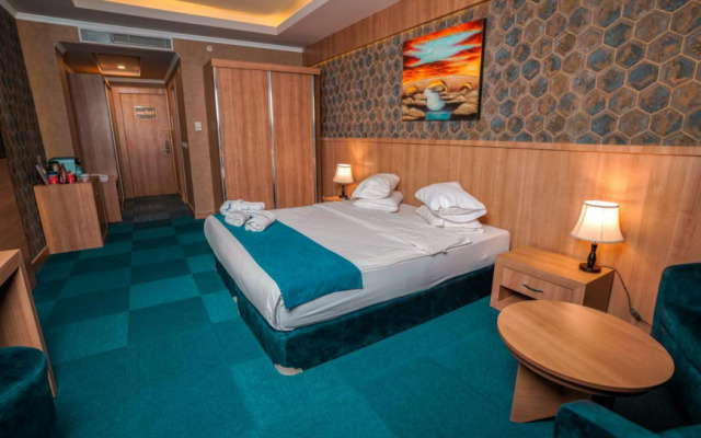 Sipan Luxury Hotel