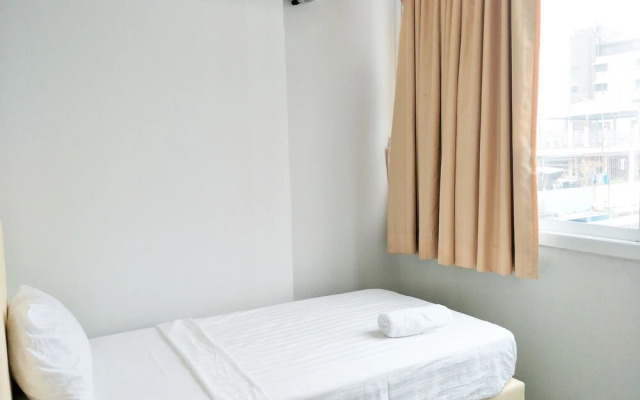 The Rooftop Residence Hostel