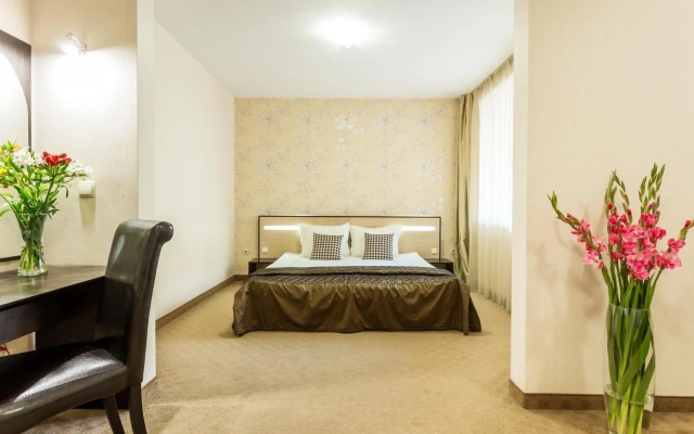 City Avenue Hotel by HMG