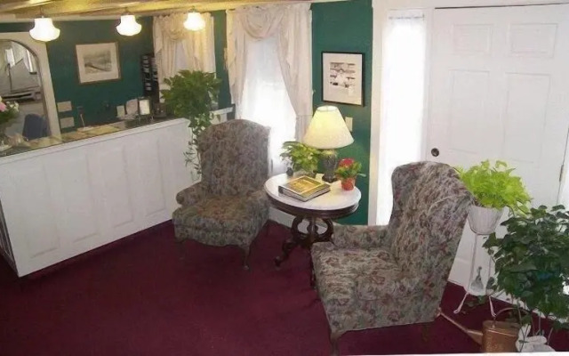 Cedar Crest Inn