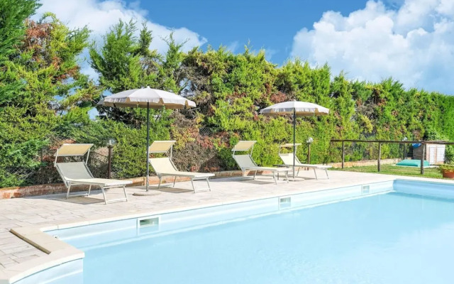 Holiday Home in Tuscany With Pool