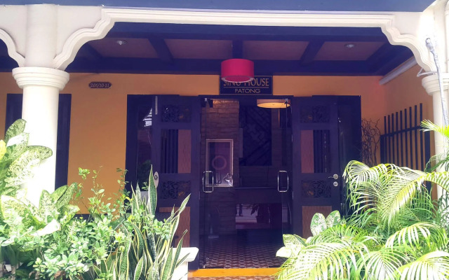 Patong Sino House
