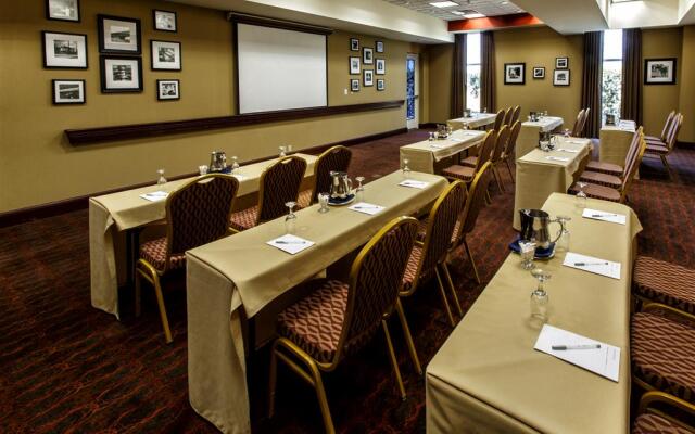 Hampton Inn & Suites Staten Island