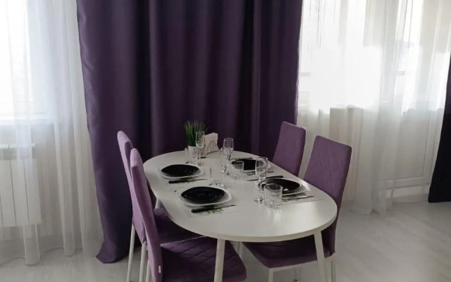 Апартаменты на улице Авиаторов 38