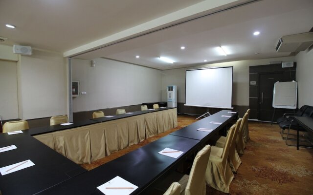 Airy Syariah Menteng Cut Meutia 9 Jakarta