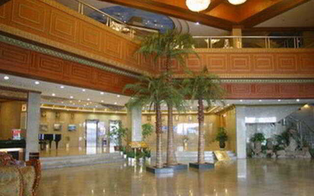 Pinghu Hotel Yichang
