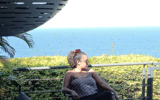 Suite INDIGO JACUZZI PRIVE PISCINE VUE MER acces cuisine laverie