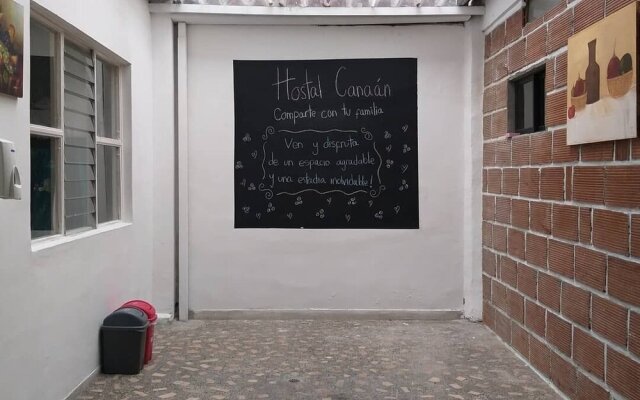 Hostal Canaan - Hostel