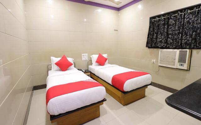 OYO 10697 Hotel Suraj Inn