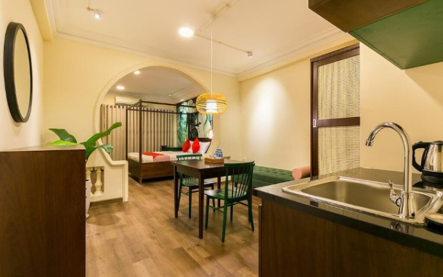 Lan Saigon Hotel by OYO Rooms